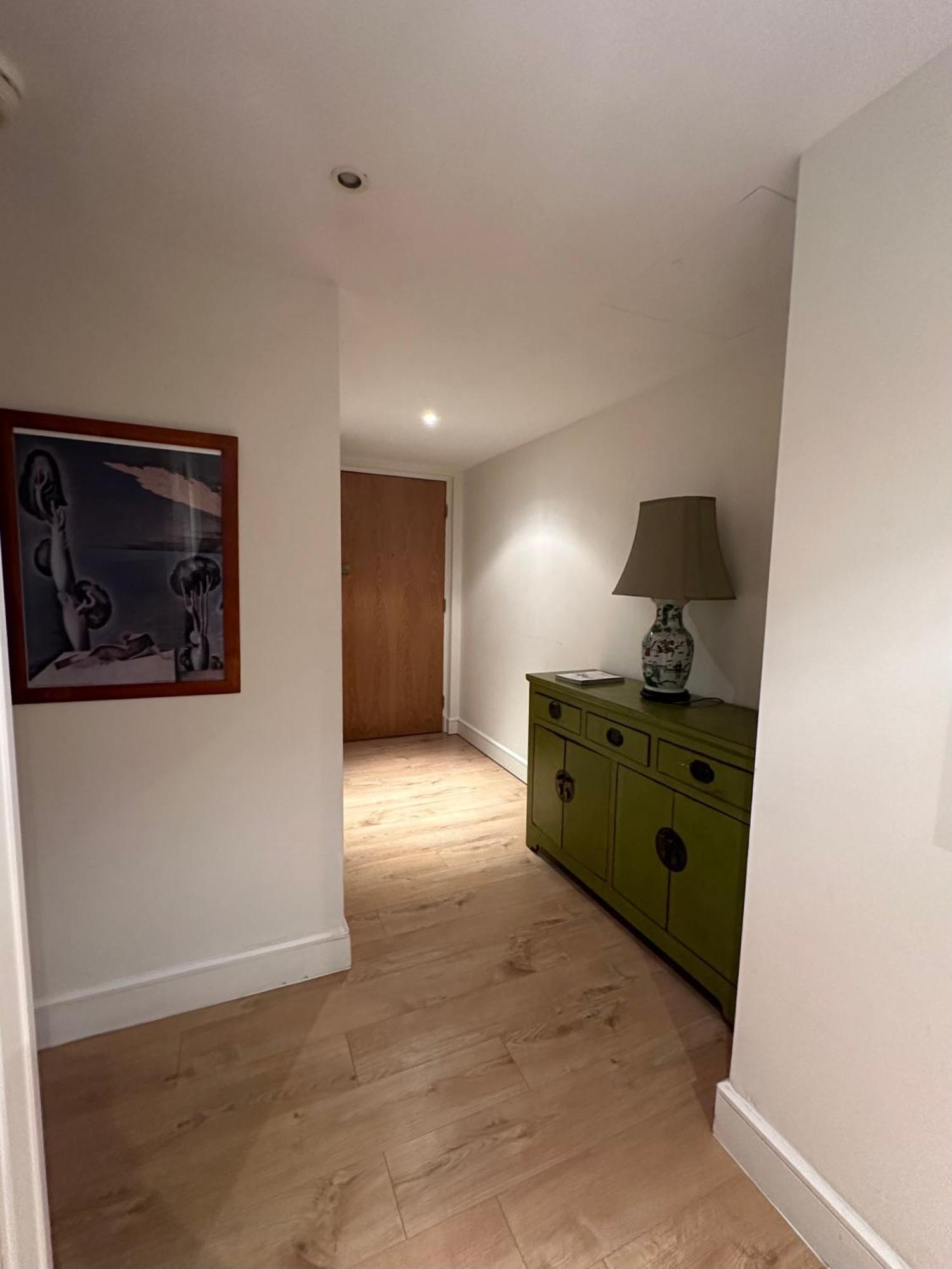 Canary Wharf 1 Bed Apartment London Exterior photo